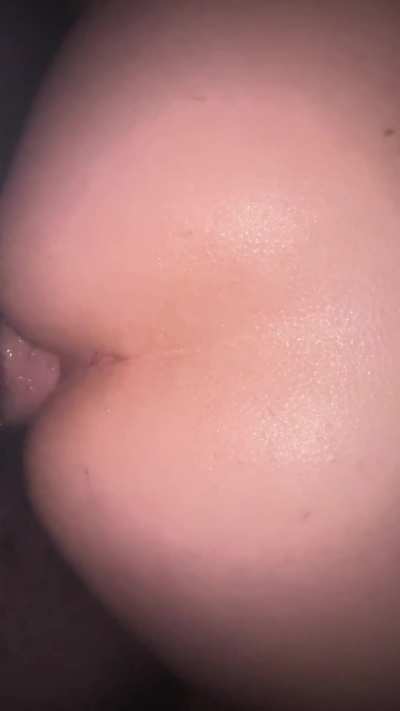 23, short bottom (5'3) looking for any tops in San Diego that wanna breed my tight ass :)