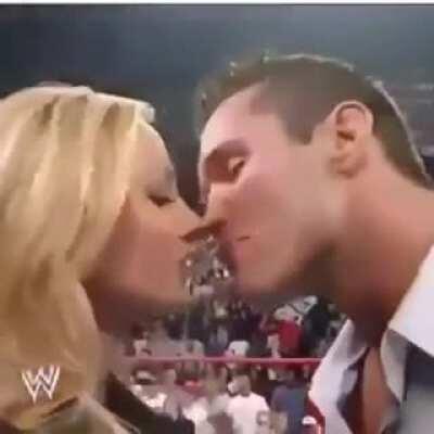 Skip to 00:22 (love you sex-repulsive aces)