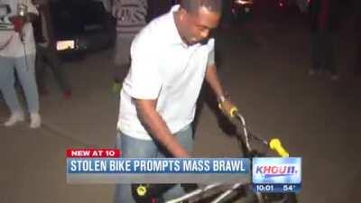 Scandal cu croncăneli trilingve pornit de la o bicicletă furată