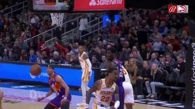 [Highlight] John Collins baptizes the Suns.