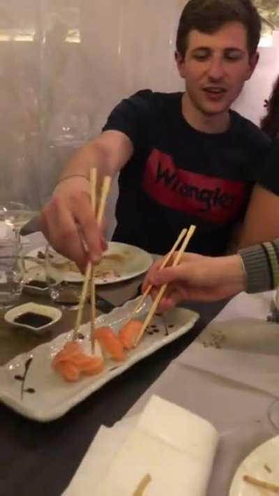 to eat sushi