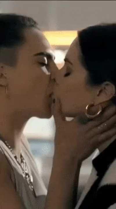 Selena Gomez and Cara Delevingne