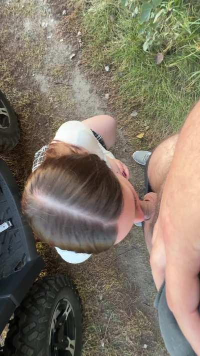 pretty stepsister sucks his cock