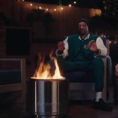 Snoop Dogg is finally giving up smoke!