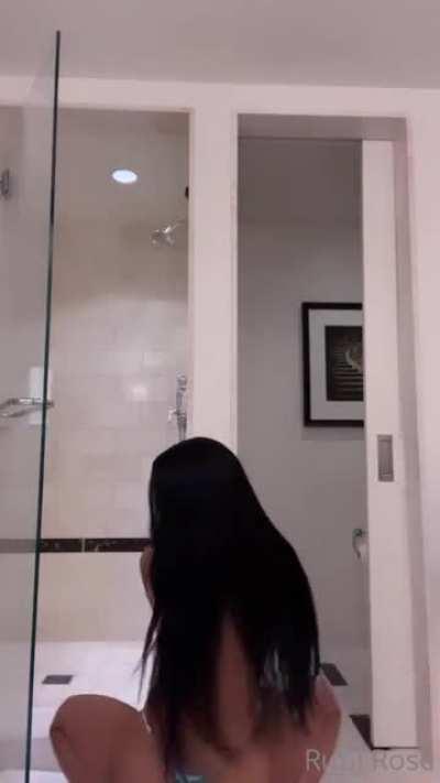 All of your fav IG baddies are in premium too