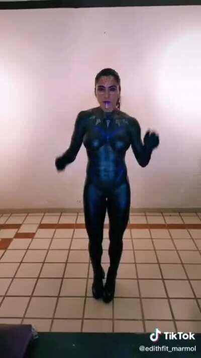 Black Panther body paint (Edith Marmolejo)