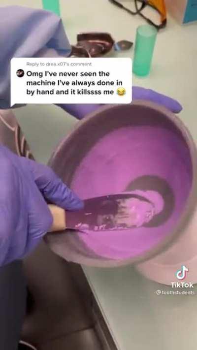 Mixing compound for taking dental impressions