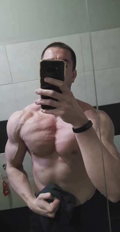 Ready to worship a 6'7