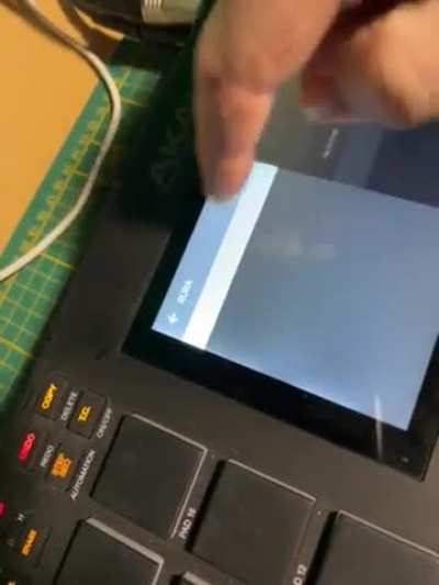 MPC LIVE 2 + AKAI MIDIMIX