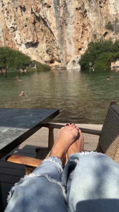 I love when you tell me you would lick my feet