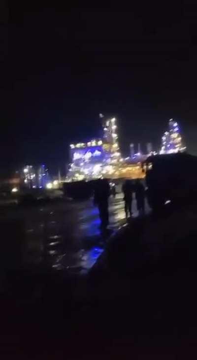 New day - new attacks on Russian refineries. This night drone arrived at the Russian oil refinery in the Kaluga region