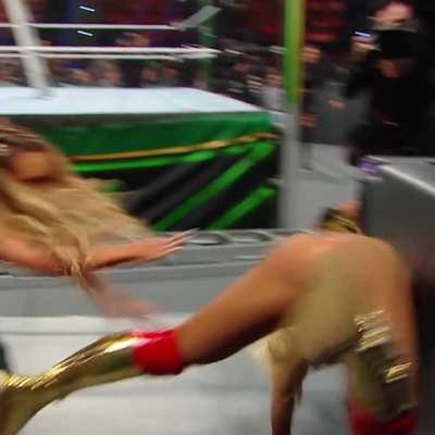 Mandy Rose booty jiggle