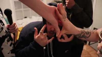 MANDATORY SPIDER DAP TUTORIAL 😂