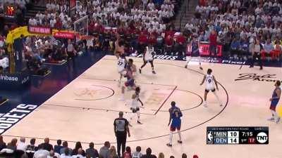 [Highlight] Jokic with a pass fake and pivot move on Gobert