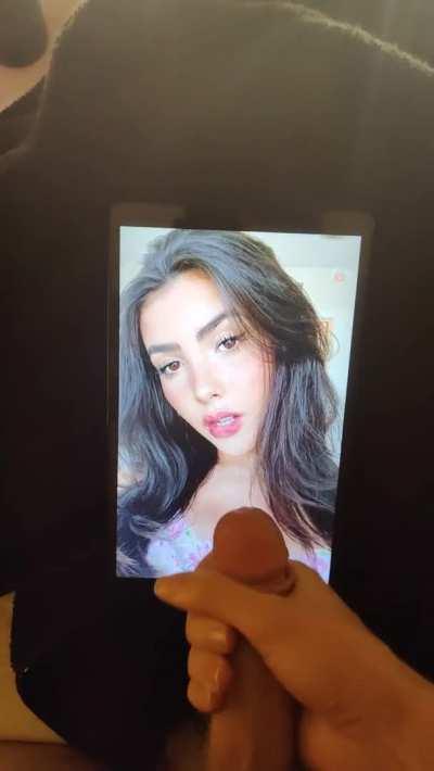 Andrea Botez loves cum