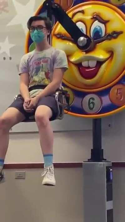 HMMM THE GROUND LOOKS PRETTY NICE TODAY!