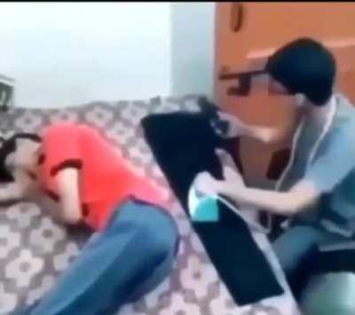 No mamen le quemaron una nalga a un amigo de mi compa el cuco.