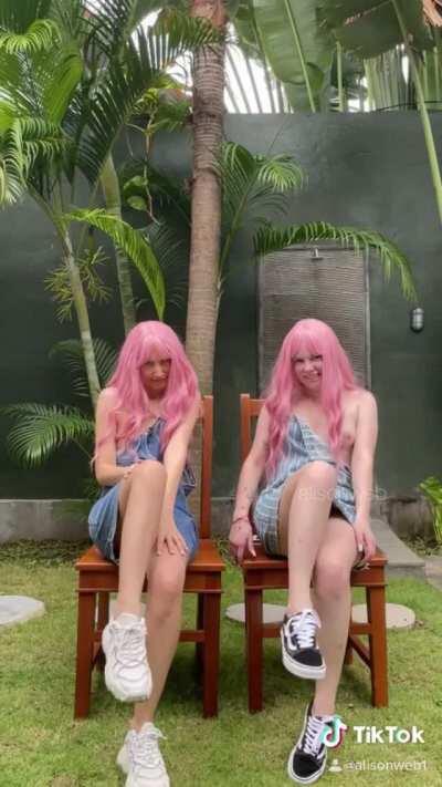 Who would you choose?😋