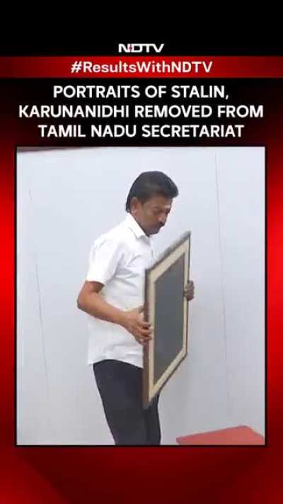 #ResultsWithNDTV | Portraits of MK Stalin and M Karunanidhi were removed from the Tamil Nadu Secretariat following the DMK’s electoral defeat.