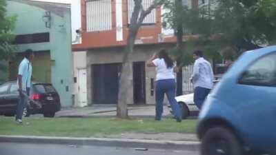 Quien quiere narrar esta pelea en el estilo de Martín Fierro? [La Plata, Buenos Aires, Argentina]