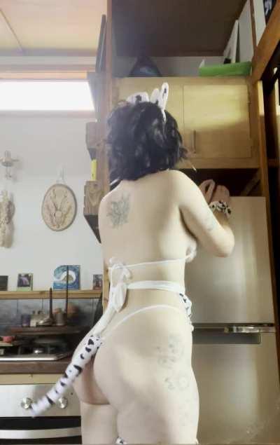 does watching me make you wanna fuck me? (fuckdoll)