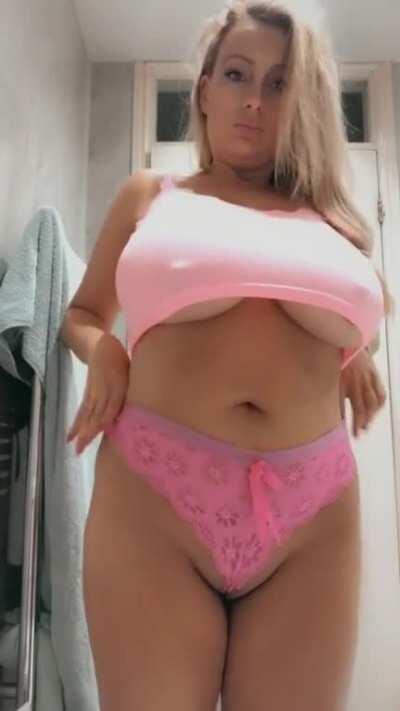 Who’s still not signed up? Over 100 vids included in your sub link in comments below ⬇️