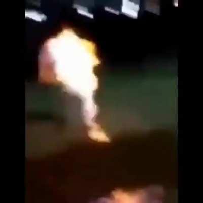 Sale barra para ver Fire Force?