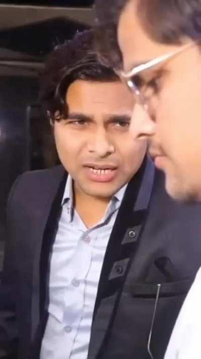 Guy abuses kid who ask for help ð¢