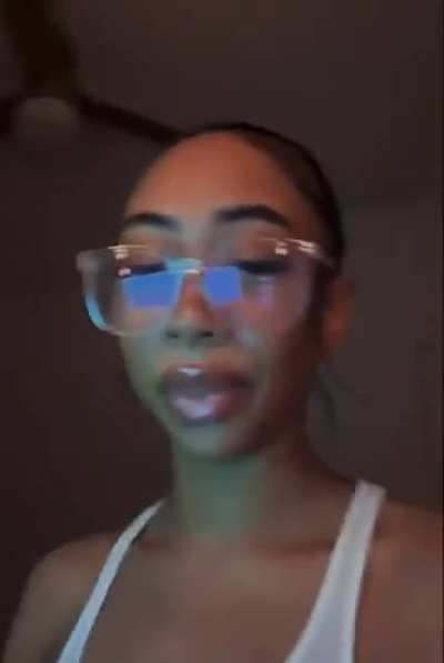 i’d nut all over those pretty glasses 😩😩 dripping all down those lips