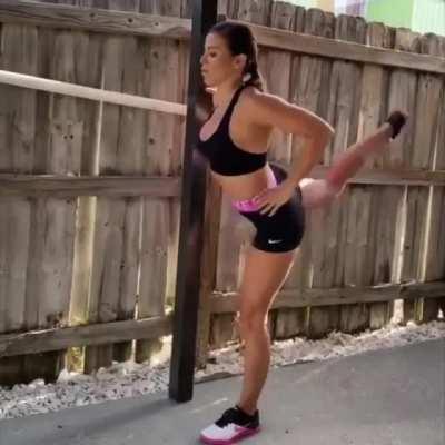 Charly working out 🔥