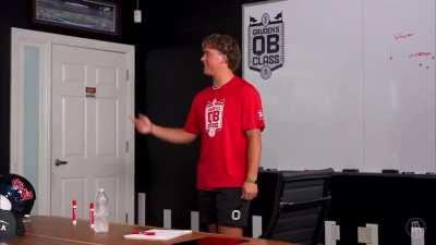 [Highlight] Jon Gruden asks for Jaxson Dart's snap count