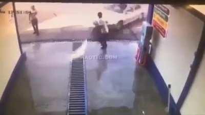 Twice as lucky at the carwash