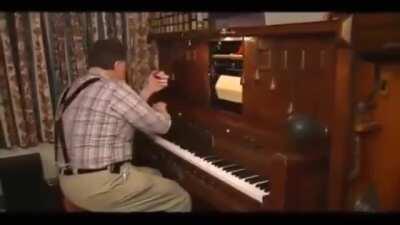 The instrument once used to make the songs for cartoon and game shows. (Better with sound on)