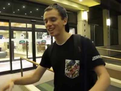 Logic freestyles for some fans (Circa, 2013)