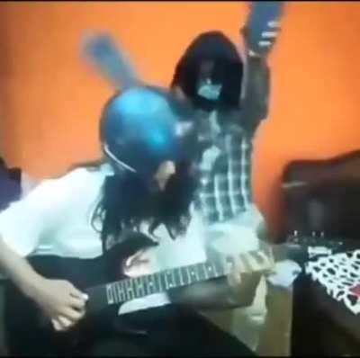 Нужно придумать название этой группе