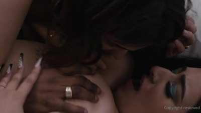 THREESOM 🍑 KALA JATT