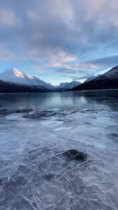 Ice stacking on lake Eklutna as it's beginning to freeze. (credit to u/ADarkcid)