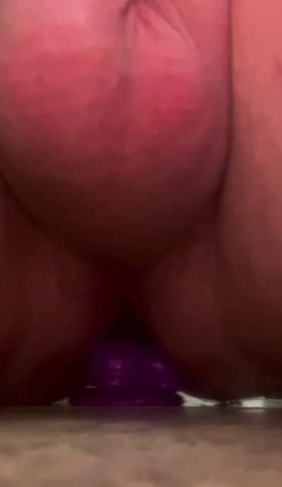 I want someone to fuck the cum out of me sooooo bad 🫣🫣🫣