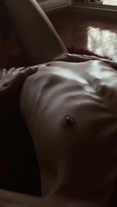 New fully nude video is available on her patreon