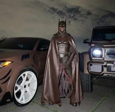 mods are asleep so here's Travis as Batman