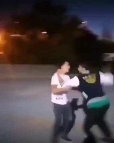 Depresyondaykan sebepsiz yere 2 saat kahkaha attiran video