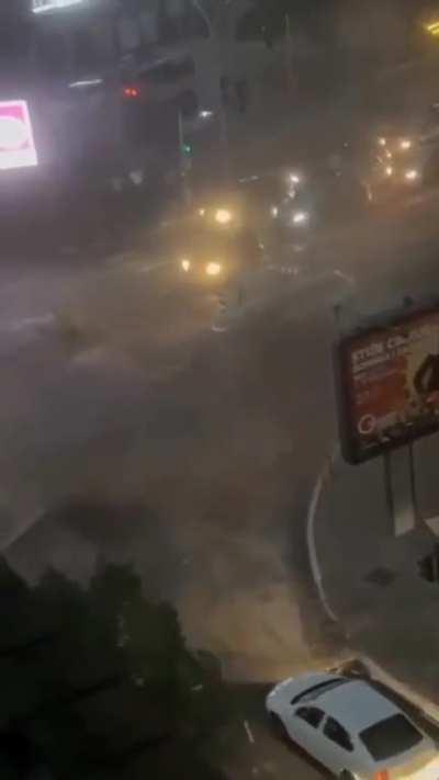 Driver has a Final Destination moment in Belgrade, Serbia