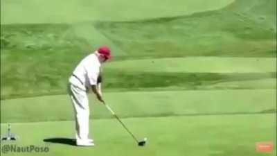 Nice day for golf🏌🏻‍♂️