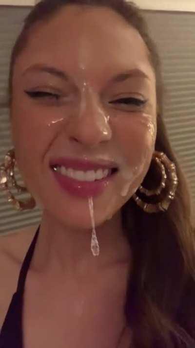 Showing off my messy reward 💦