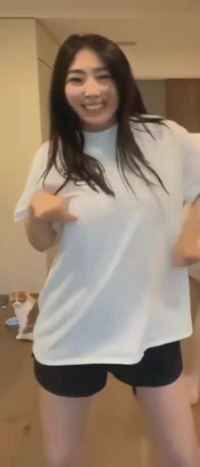 Janet one foot barely from her tiktok