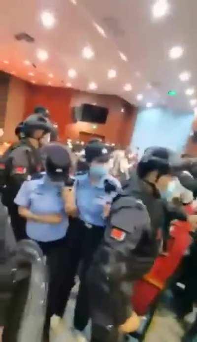 心善见不得这些