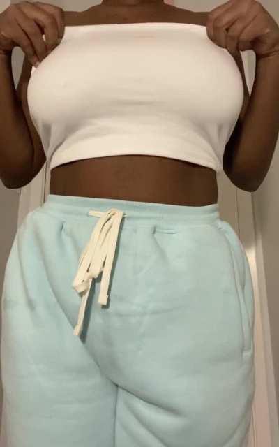 I feel really comfy and cute, what do you think?