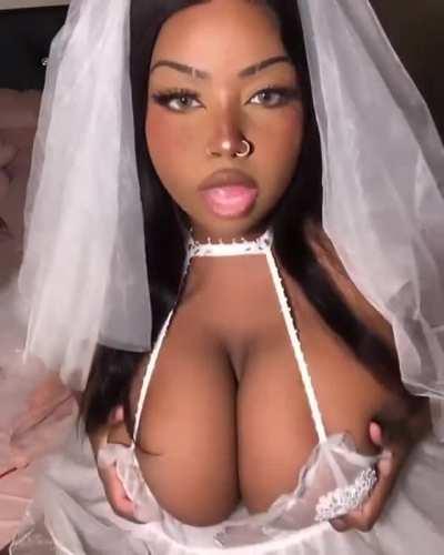 Anyone got her name?