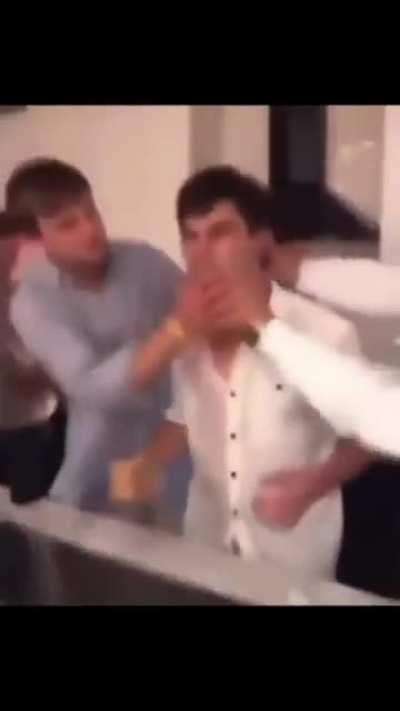 HMB while I eat some chicken