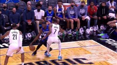 [Highlight] Mo Bamba with the spin move on Durant for the easy dunk